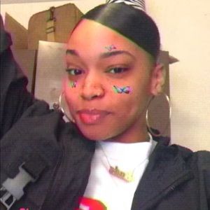 Meet your Posher, Sade